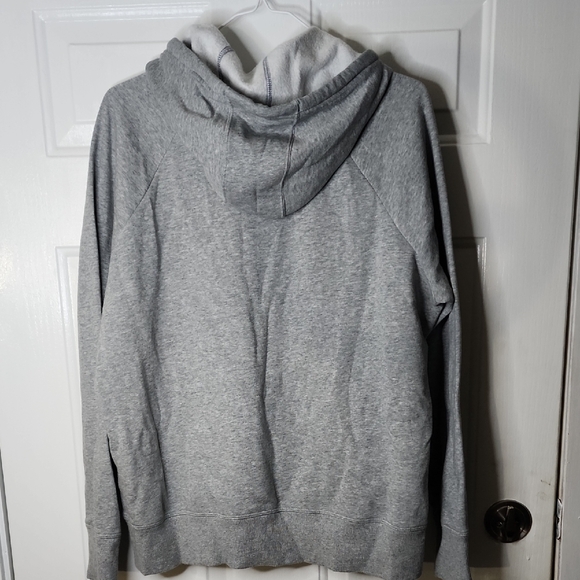 Under Armour Heather Gray Pullover - Picture 4 of 5